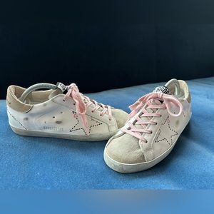 Mint condition sz 37 Golden Goose SuperStars White napa leather w/pink laces